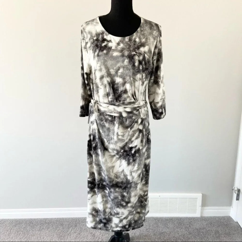 Olsen Europe Self Tie Front Made in Greece Stretchy Shift Dress